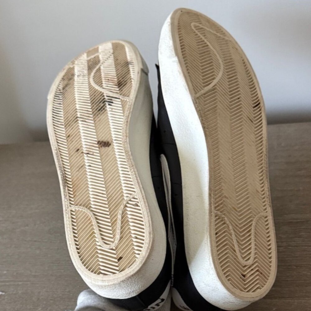 Nike Blazer Low 77 Sneaker in Black & White Leather Size 11.5 - Picture 9 of 9